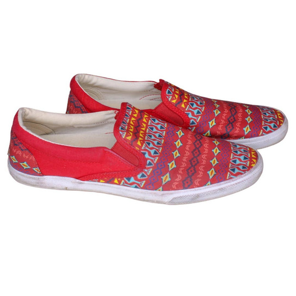 Bucket Feet Slip On Canvas Sneakers Vermillion Red Geometric Print Low Too 9 - Picture 3 of 5